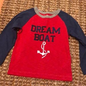 Gap valentines themed shirt ❤️